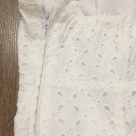 Guess Top - Picture 3 of 3